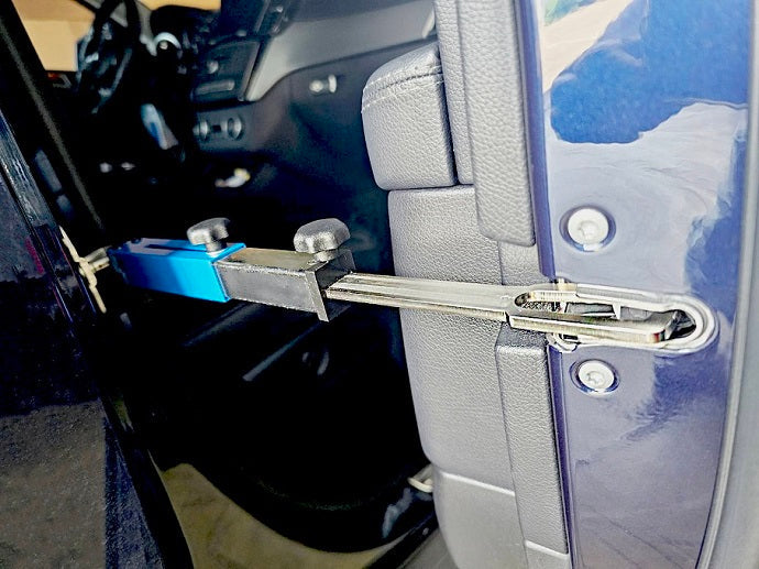 2PCS Adjustable Car Door Jammer Kit, Car Trunk Lift Supports, Tailgate Struts