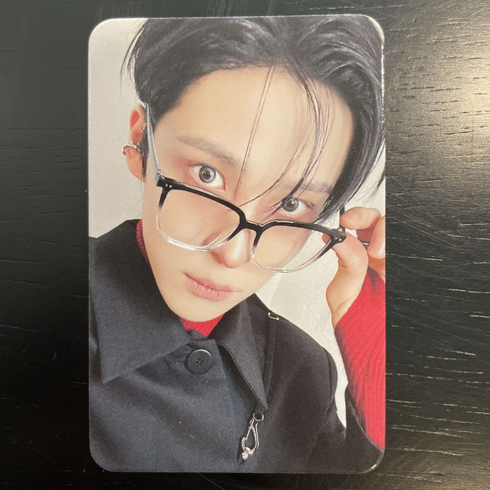 ATEEZ GOLDEN HOUR Part.5 Horn-Rimmed Glasses POB Photocard Yunho