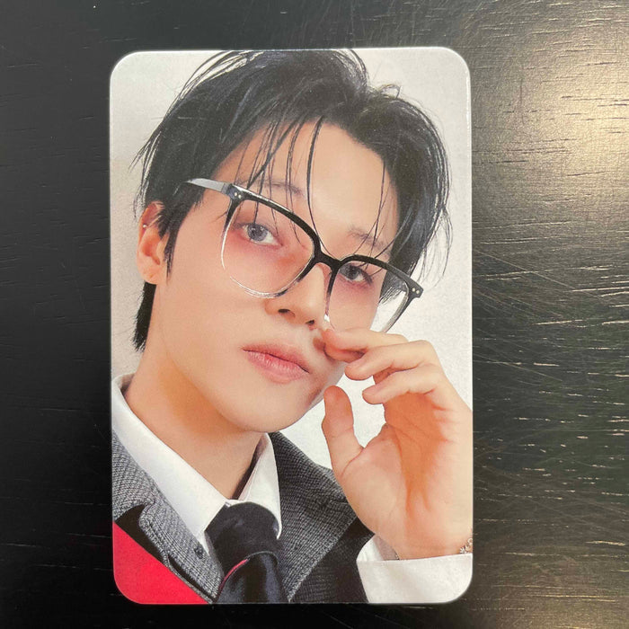 ATEEZ GOLDEN HOUR Part.5 Horn-Rimmed Glasses POB Photocard Wooyoung